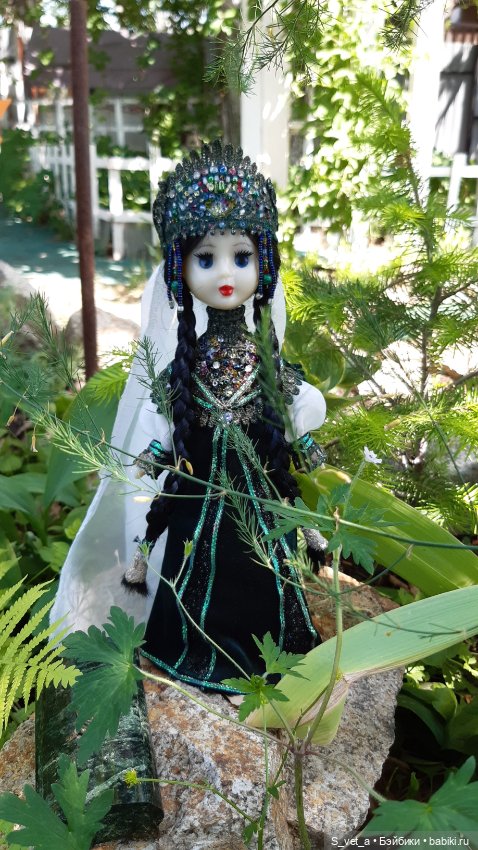 Малахитница, или в гости к Хозяйке Медной горы