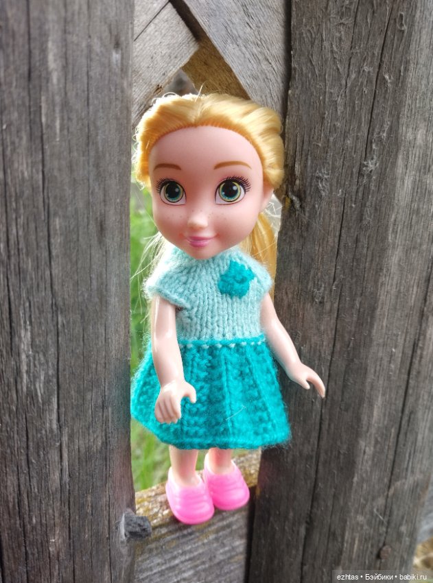 Прогулка Олеси в новом платье (фото 4)