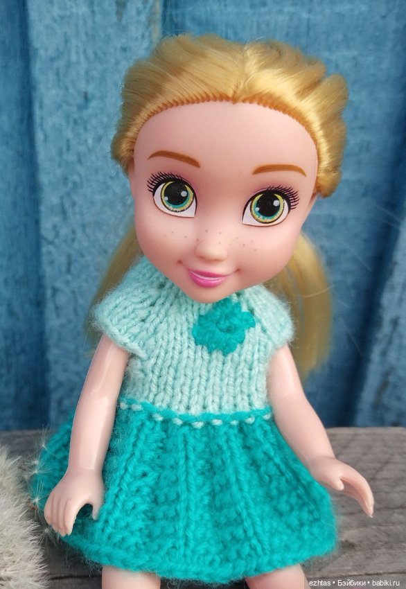 Прогулка Олеси в новом платье (фото 5)