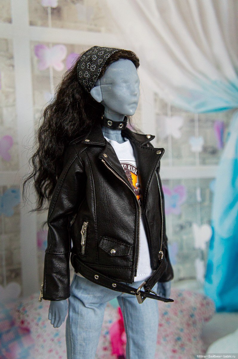 Кожаная куртка и джинсы на Химеру