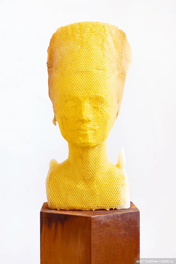 Необычная скульптура от Томаш Либертины (Tomáš Libertíny)