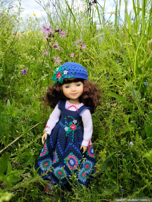 Прогулка с Беллой от Ruby Red в поле (фото 9)