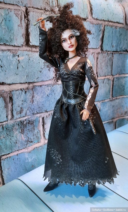 Перерисовка лица Беллатрисы Лестрейндж от Mattel (фото 4)