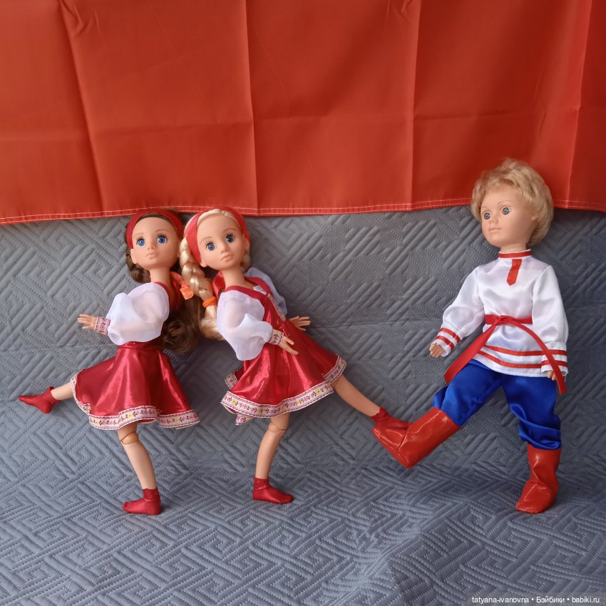 Кадриль, или поздравление с праздником России