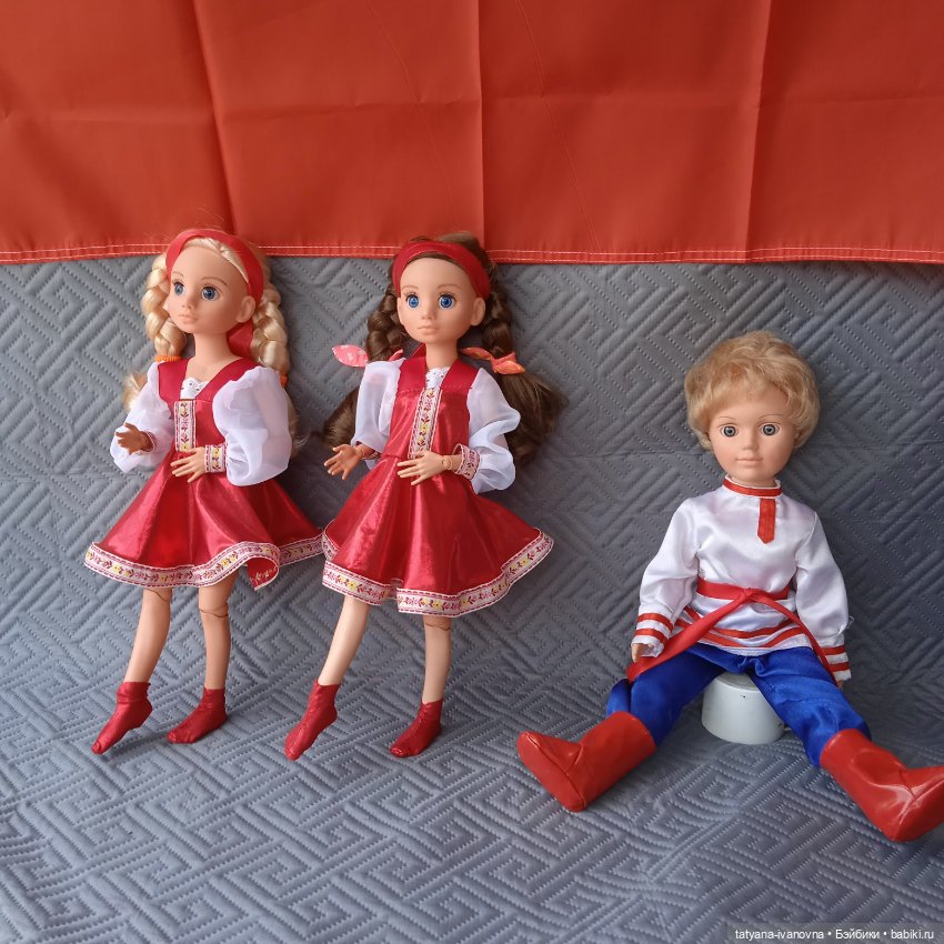 Кадриль, или поздравление с праздником России