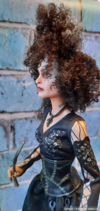 Перерисовка лица Беллатрисы Лестрейндж от Mattel (фото 3)