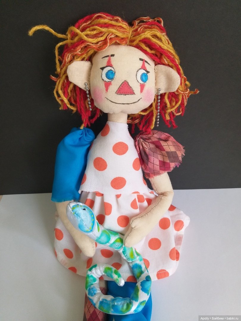 Клоунесса со змейкой — Авторские текстильные куклы: Вальдорфские (фото 6)