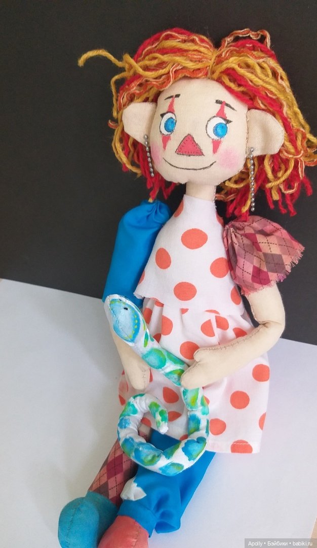 Клоунесса со змейкой — Авторские текстильные куклы: Вальдорфские (фото 3)