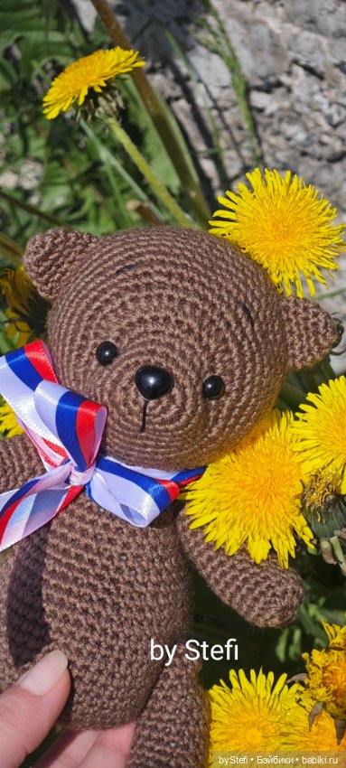 Прогулка мишки по родному городу :)