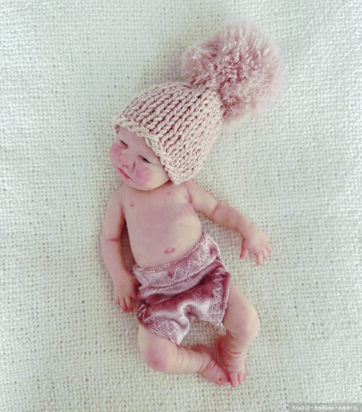 Россыпь одёжек для очень маленьких реборнов (фото 4)