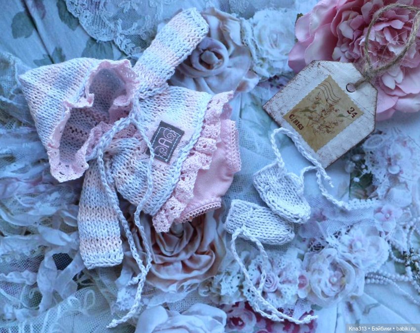 Россыпь одёжек для очень маленьких реборнов