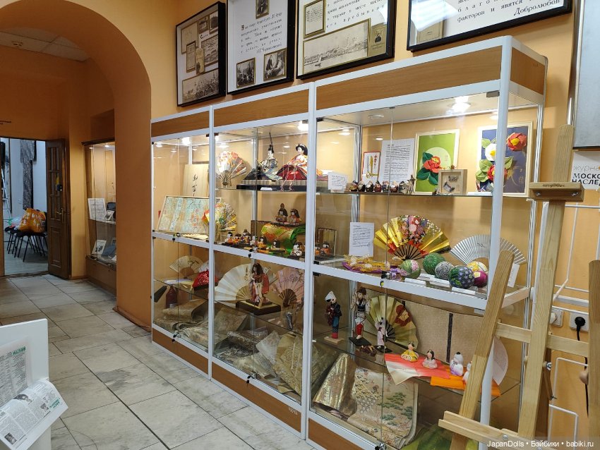 Экспозиция японских предметов творчества и быта, отражающих благородный досуг в библиотеке им. Чернышевского (фото 3)