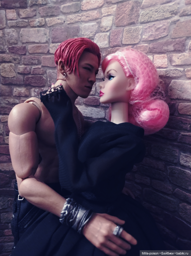 Принцесса Аделаида примеряет ханбок