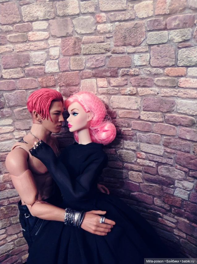 Принцесса Аделаида примеряет ханбок