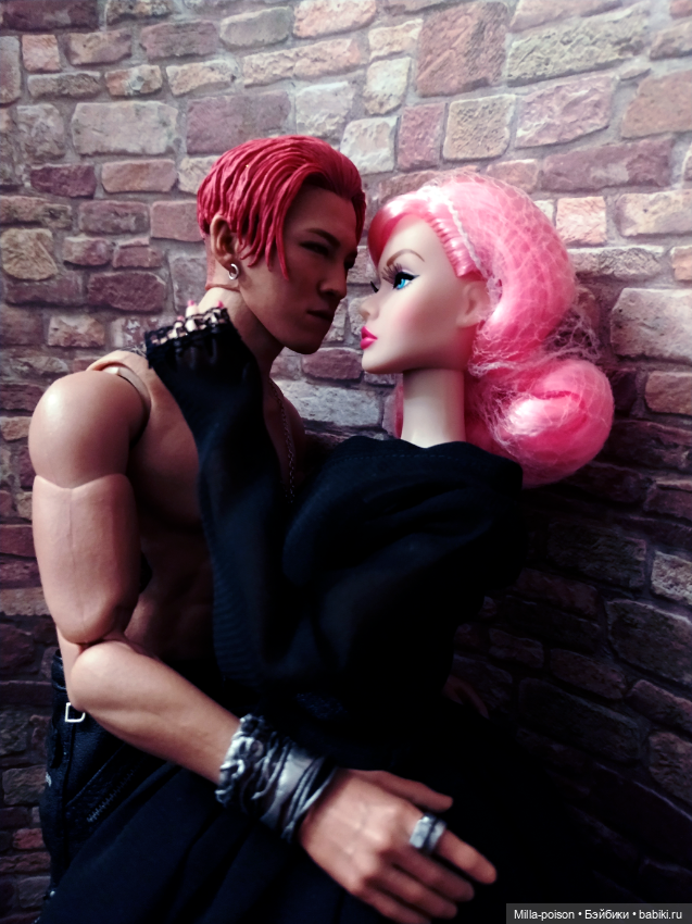 Принцесса Аделаида примеряет ханбок