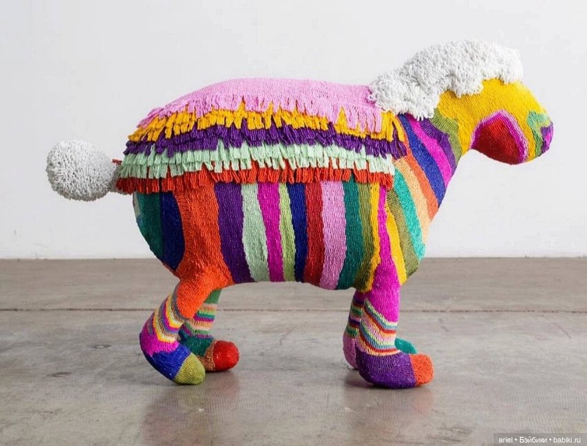 Плоды сотрудничества американских художников Николая и Саймона Хааса с женщинами-бисеристами (фото 2)