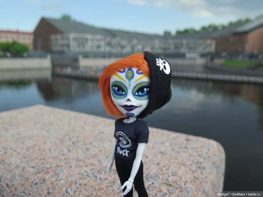 Катрин в Новой Голландии в Санкт-Петербурге