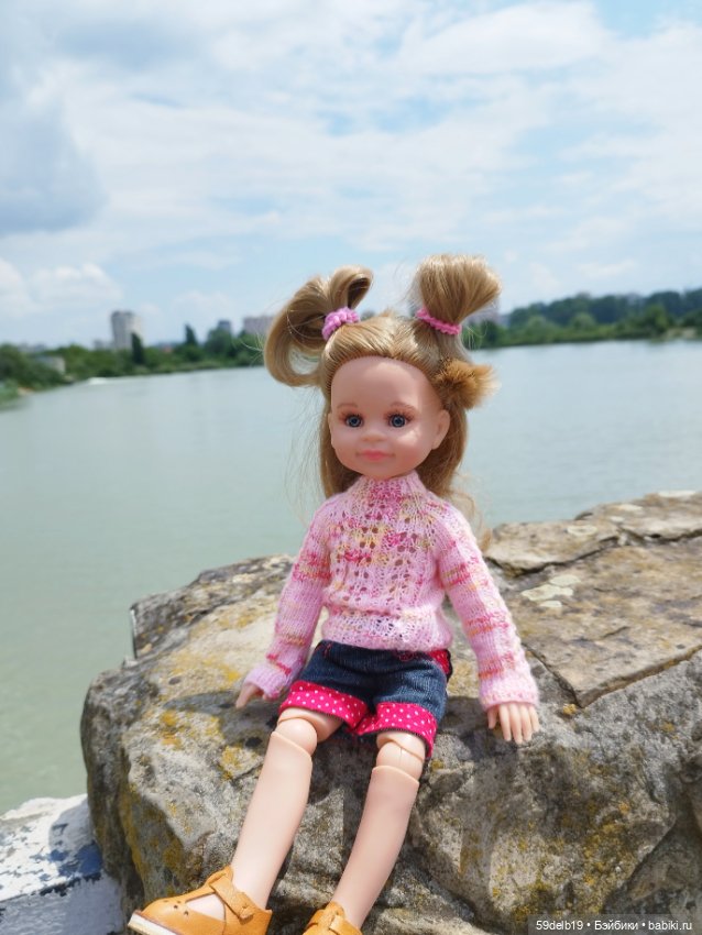 Василиса у реки — Куклы Paola Reina (Паола Рейна): новинки (фото 3)