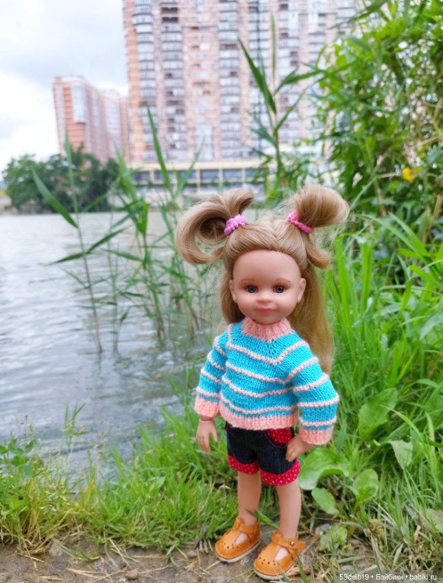 Василиса у реки — Куклы Paola Reina (Паола Рейна): новинки (фото 4)