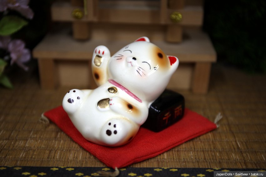 Пополнение коллекции Манэки-нэко на выставке "Япония. Куклы, сказки и легенды" (фото 2)