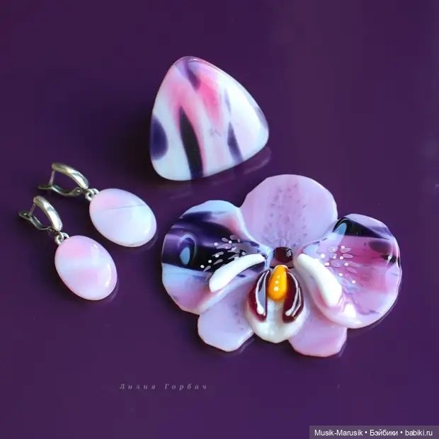 Лилия Горбач: художница, создающая уникальные произведения из стекла