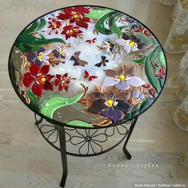 Лилия Горбач: художница, создающая уникальные произведения из стекла