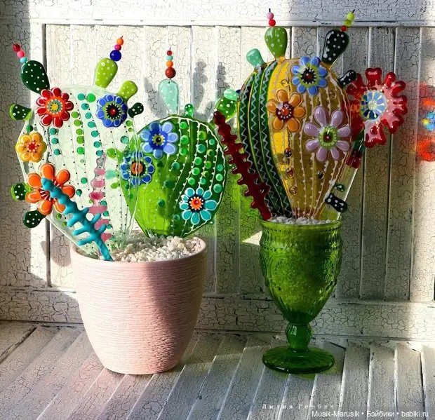 Лилия Горбач: художница, создающая уникальные произведения из стекла