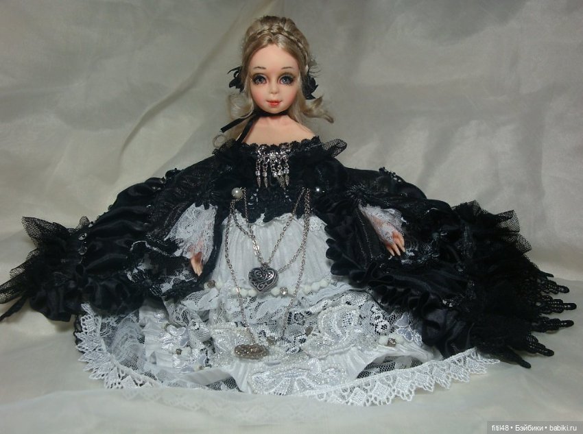 Сказочный мир Елены Коноваловой