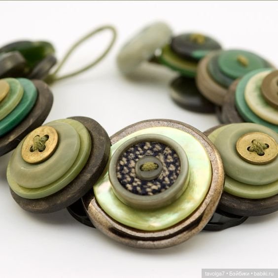 Летние украшения из пуговиц в бохо-стиле (фото 8)