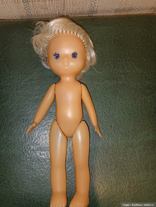 Пожалуйста помогите опознать кукол (фото 7)