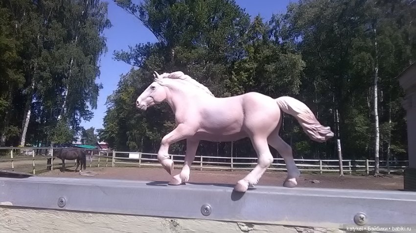 Что есть на конюшне — Интересные игрушки и фигурки (разное): редкие