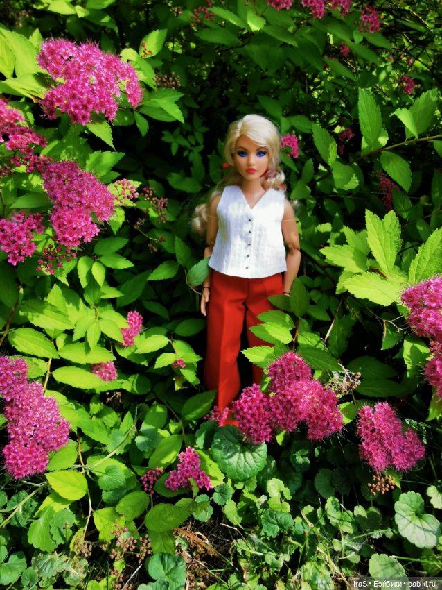 Прогулка с Барби — Куклы Barbie (Барби): Looks (фото 7)