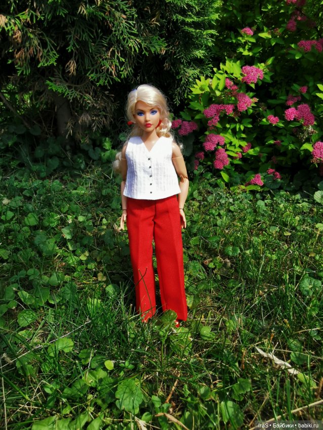 Прогулка с Барби — Куклы Barbie (Барби): Looks (фото 6)