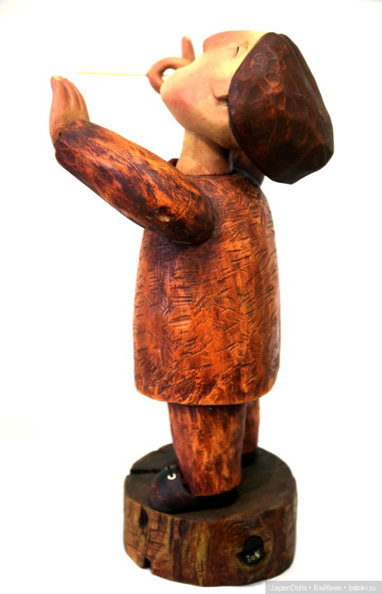 "Дирижер" на выставке "Куклы с характером. Четвертая высота"