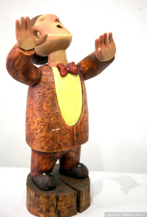 "Дирижер" на выставке "Куклы с характером. Четвертая высота"