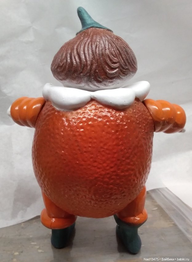 М. Вильям "синьор Апельсин", по мотивам сказки Дж. Родари - "Чиполлино"