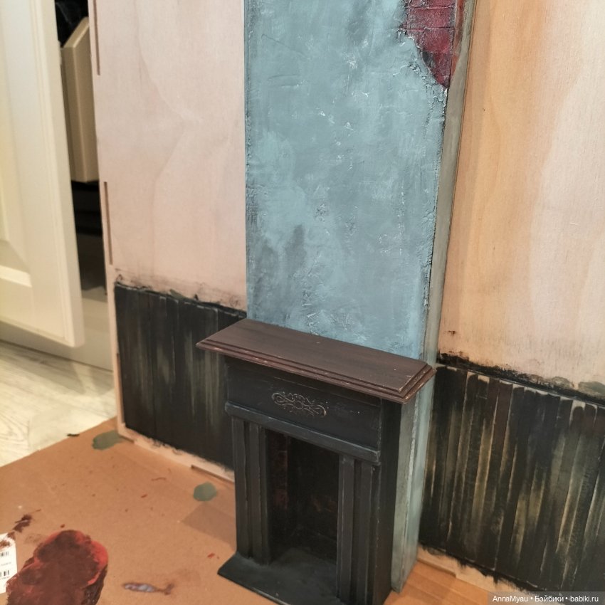 Камин в гостиной в Паучем тупике - покраска