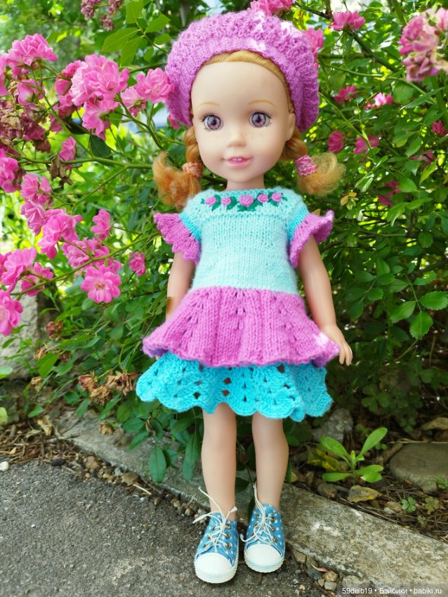 Вышла Катя по утру погулять в своем саду (фото 8)