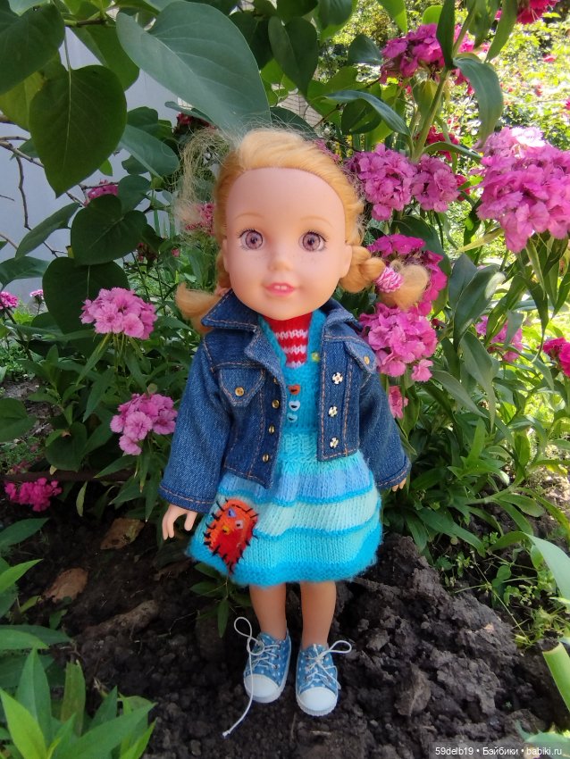 Вышла Катя по утру погулять в своем саду (фото 10)