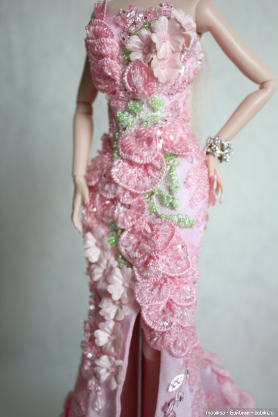 Продолжение коллекции — Одежда и обувь для кукол своими руками: фото (фото 3)