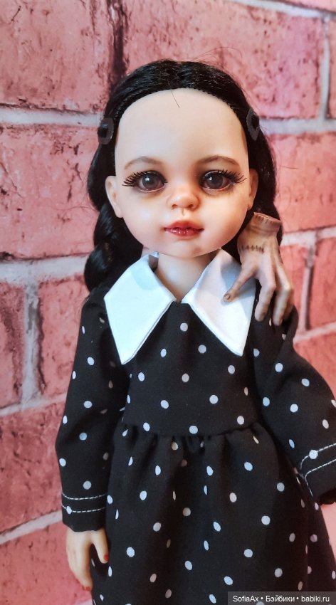 Криповая Уэнсдей из Паолы Рейны (фото 5)