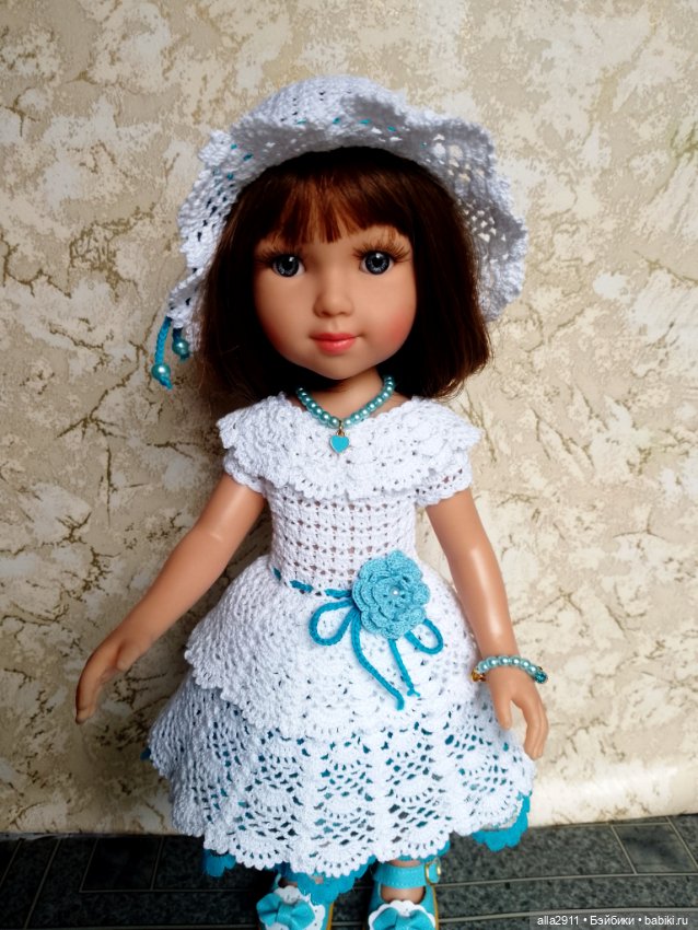 Два платья по одной схеме