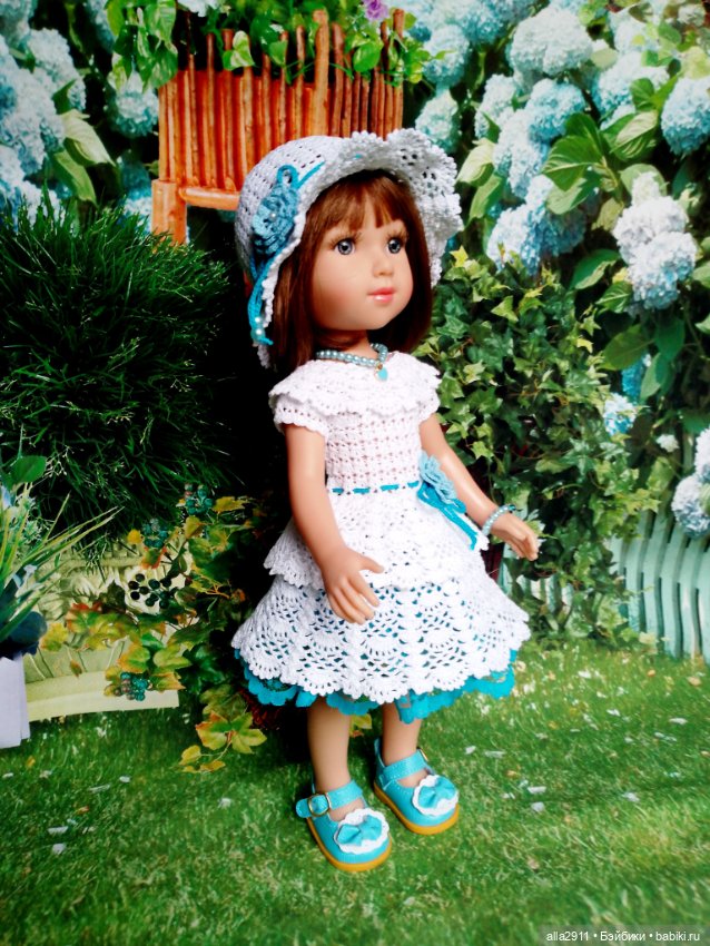 Два платья по одной схеме