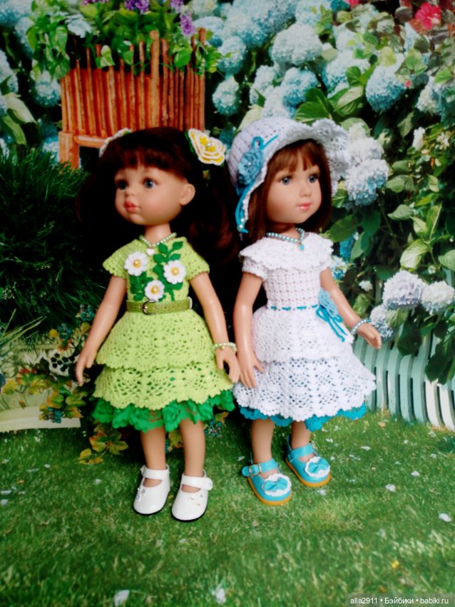 Два платья по одной схеме