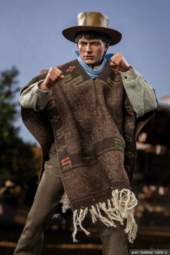 В Гонконге состоялся релиз фигурки Марти Макфлая от Hot Toys по мотивам фильма «Назад в будущее 3»