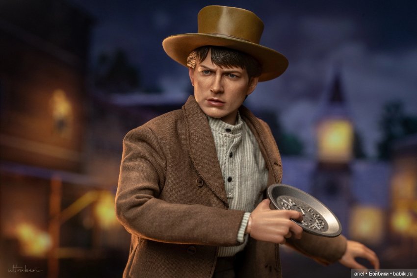 В Гонконге состоялся релиз фигурки Марти Макфлая от Hot Toys по мотивам фильма «Назад в будущее 3» (фото 9)