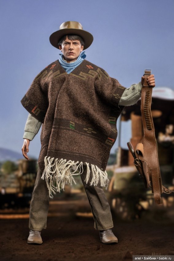 В Гонконге состоялся релиз фигурки Марти Макфлая от Hot Toys по мотивам фильма «Назад в будущее 3» (фото 3)