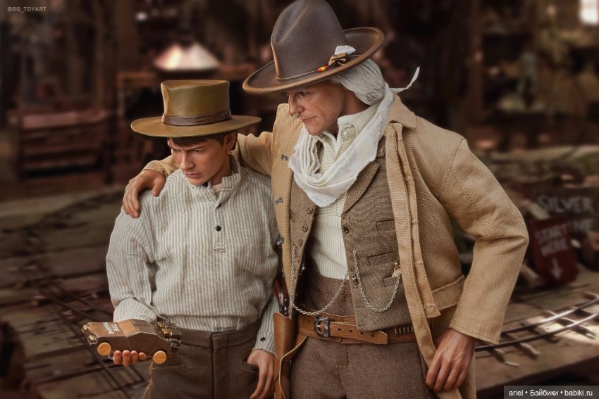 В Гонконге состоялся релиз фигурки Эмметта Брауна от Hot Toys по мотивам фильма «Назад в будущее 3» (фото 4)