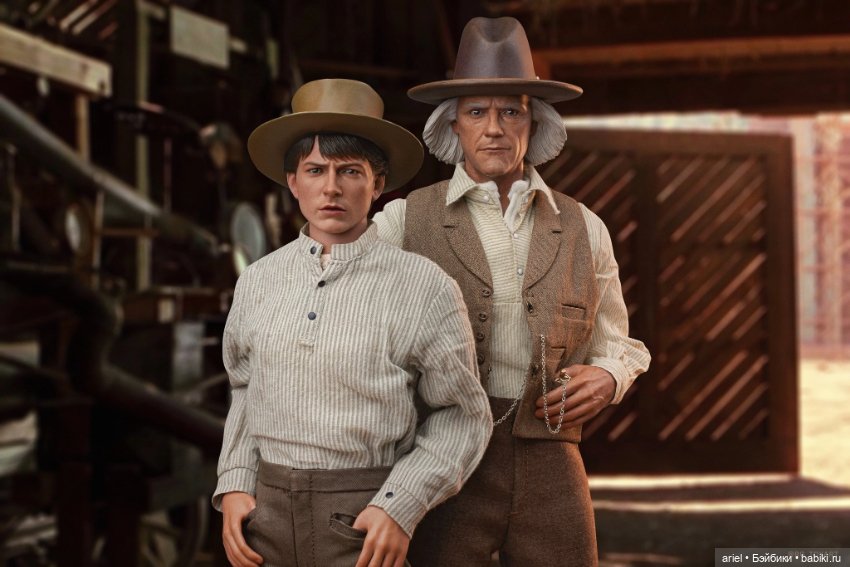 В Гонконге состоялся релиз фигурки Эмметта Брауна от Hot Toys по мотивам фильма «Назад в будущее 3» (фото 7)