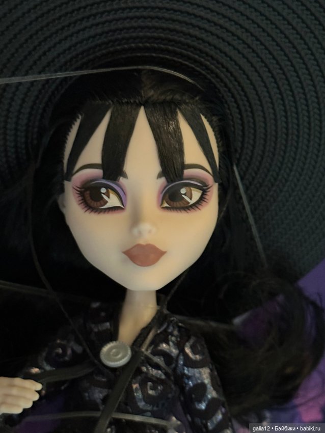 Невероятная парочка коллекционных кукол МХ из фильма Тима Бертона "Beetlejuice" (2021) (фото 5)